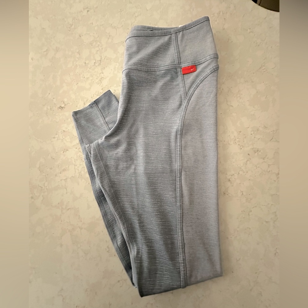 Nike leggings